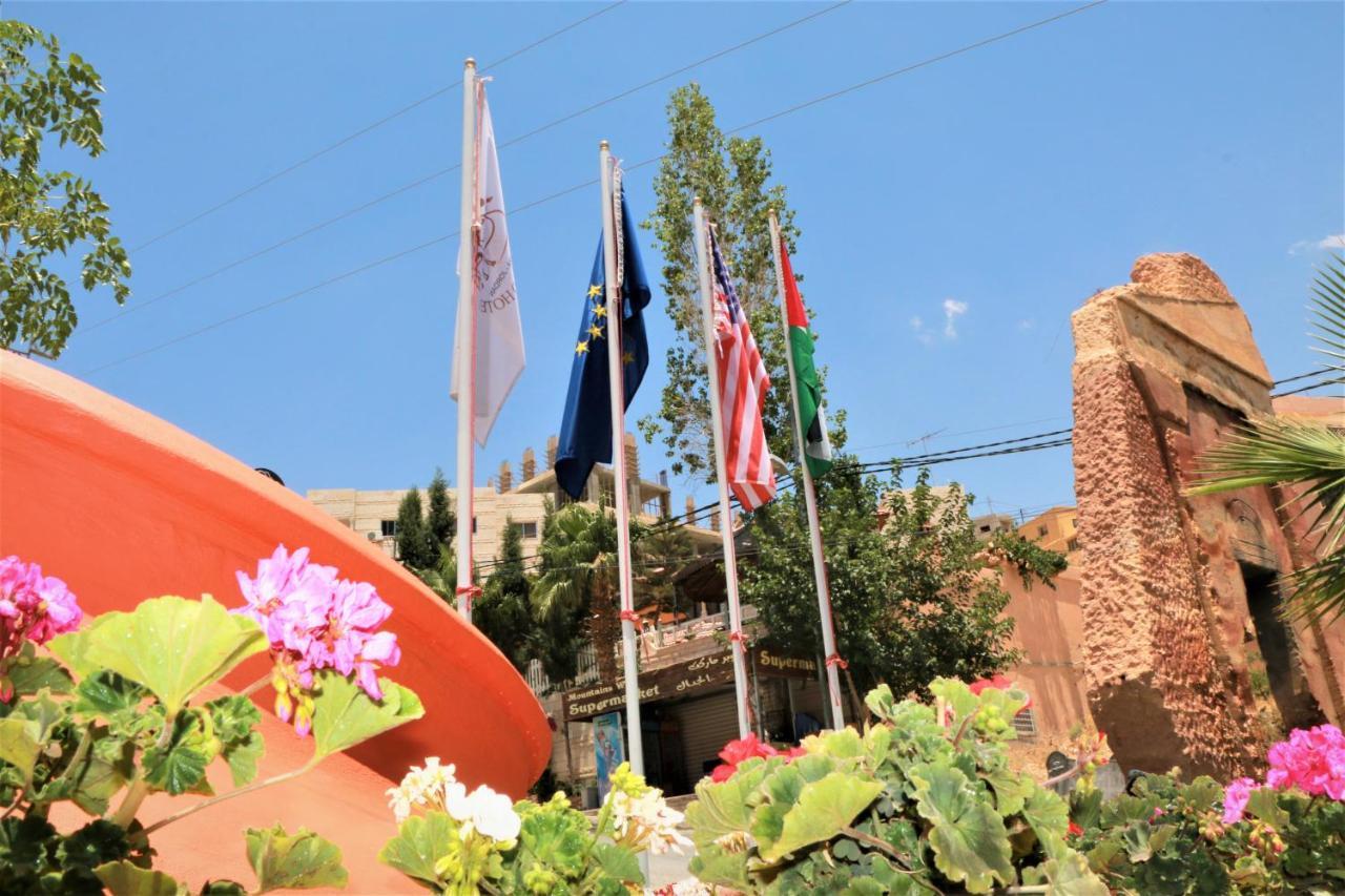 Silk Road Hotel Wadi Musa Exterior photo